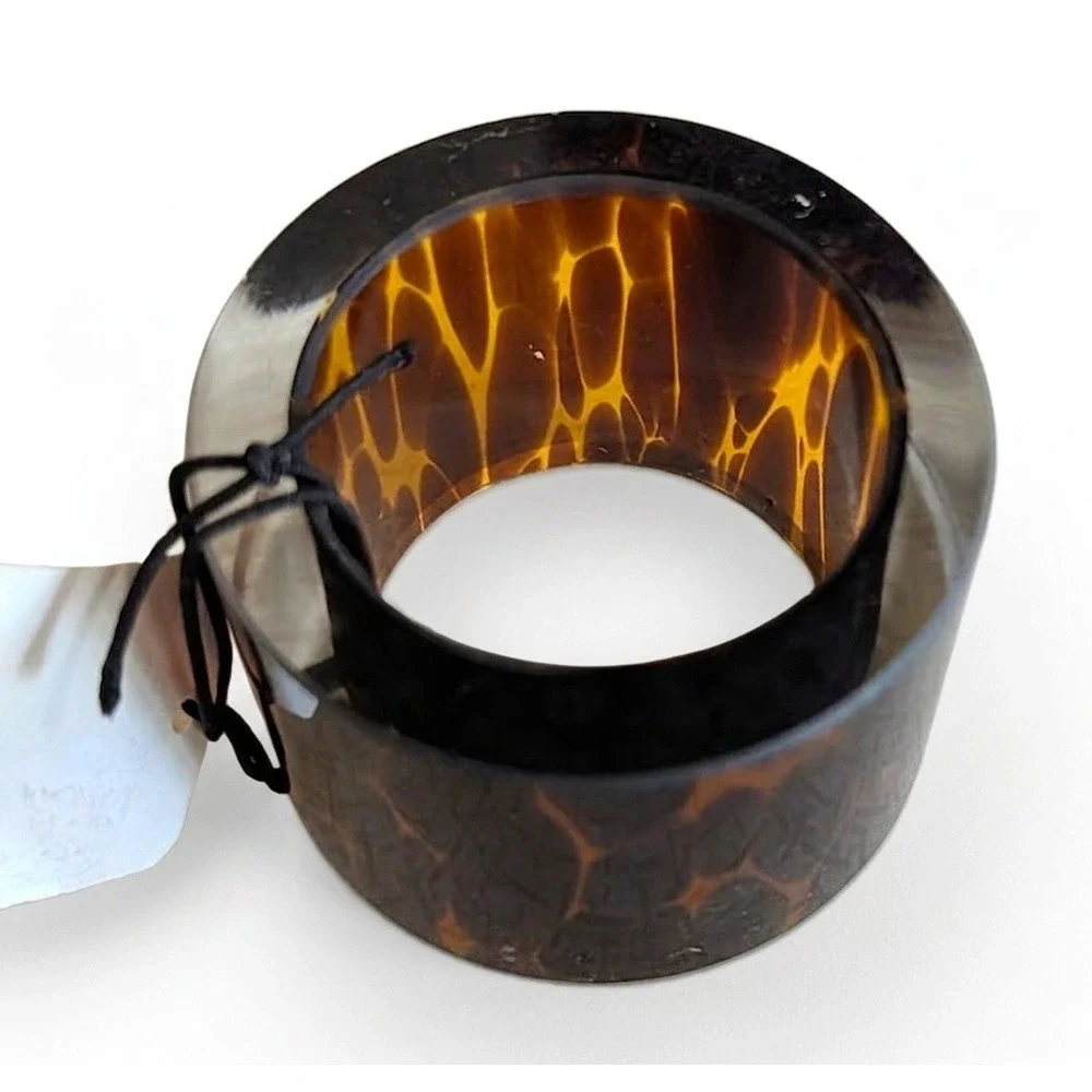 Pier 1 Imports Glass Tortoiseshell Napkin Rings, 2